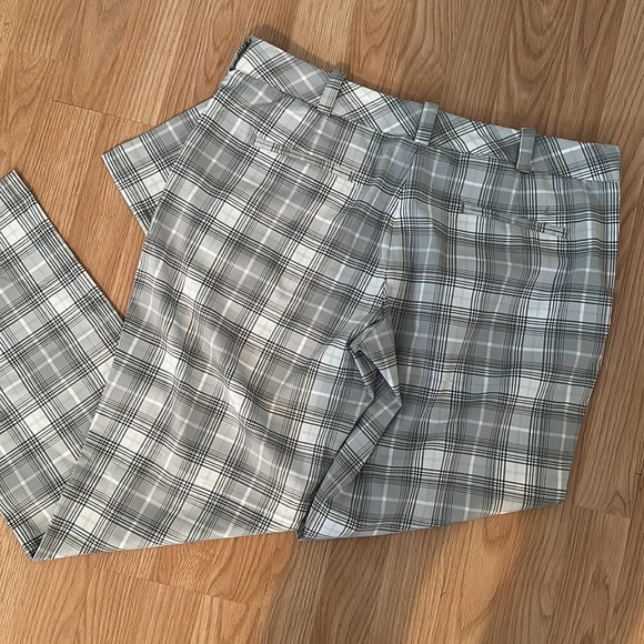 Nike Dri-Fit Golf Pants ⛳️ - Picture 3 of 3